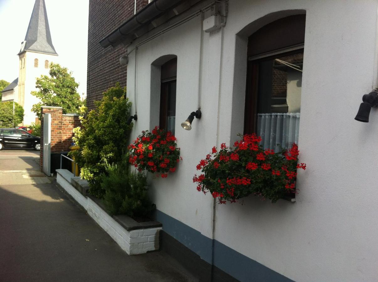 Hostel Dormitorium Kaarst Exterior foto